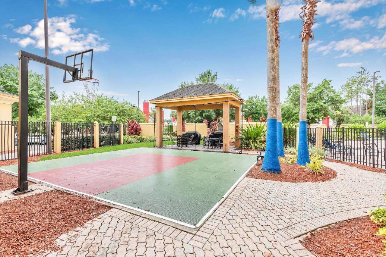 1Br 2 Queens Apt-Hotel With Pool, Hot Tub & More, Near Disney & Universal! Orlando Bagian luar foto